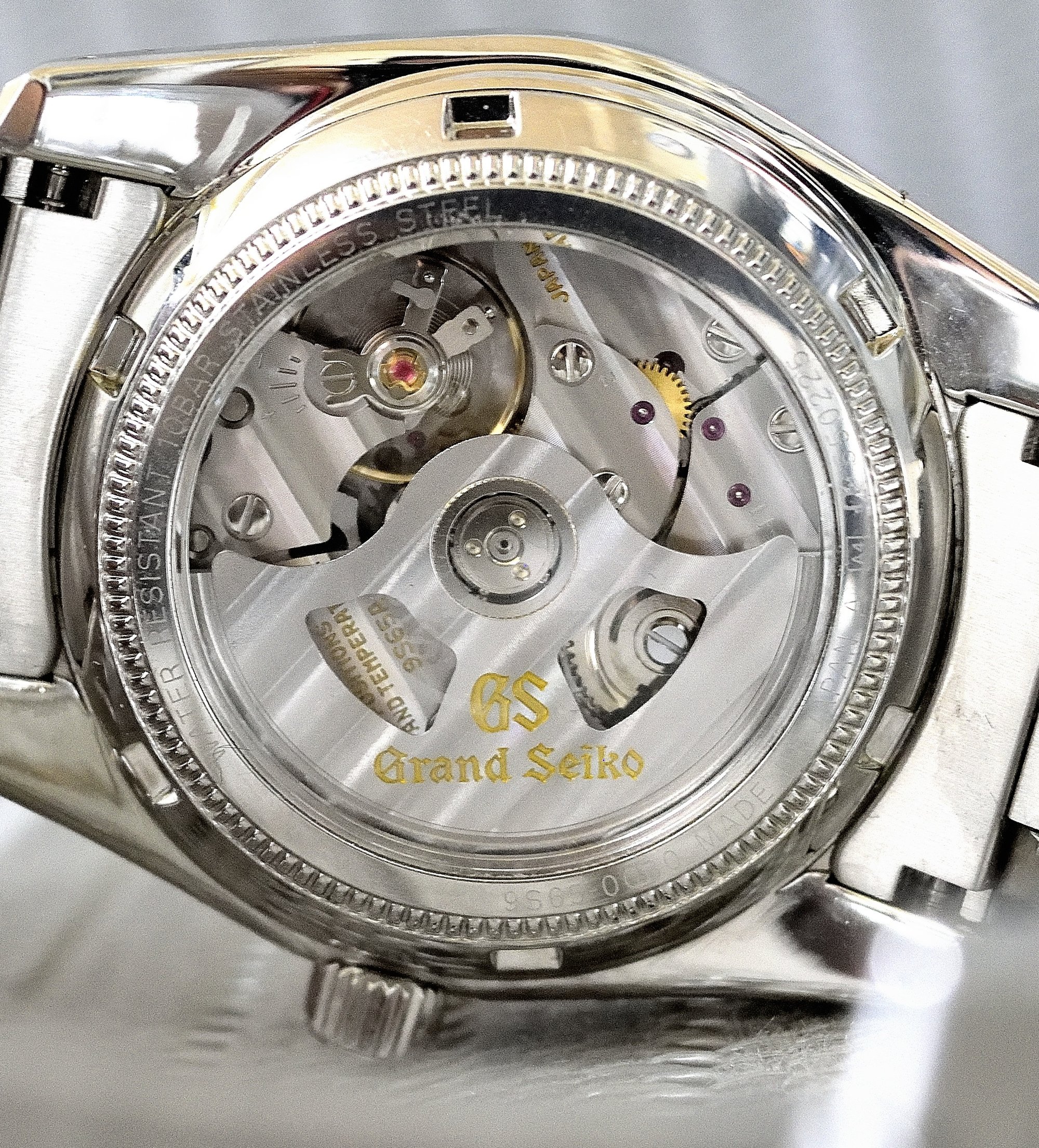 Mouvement automatique Grand Seiko, finition exemplaire du calibre 9S65