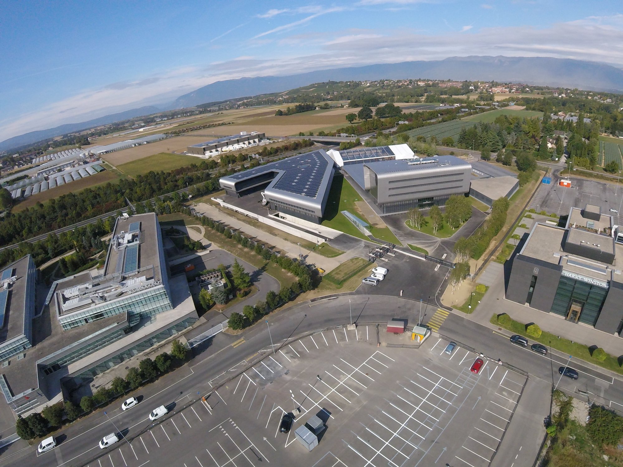 Mouvement de montre mecanique a complication avec tourbillon visible