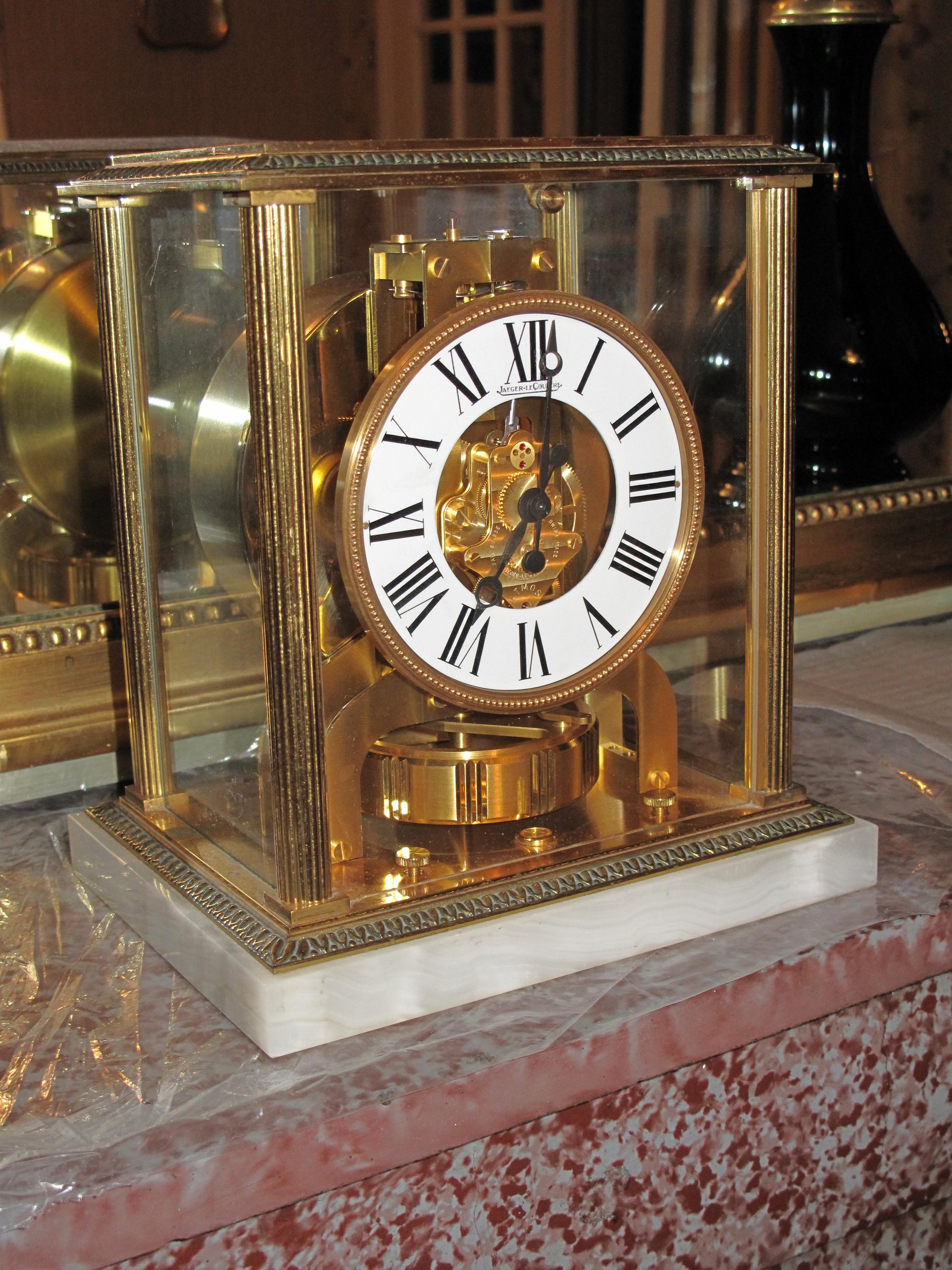 Pendule Atmos de Jaeger-LeCoultre, la pendule qui ne nécessite aucun remontage manuel