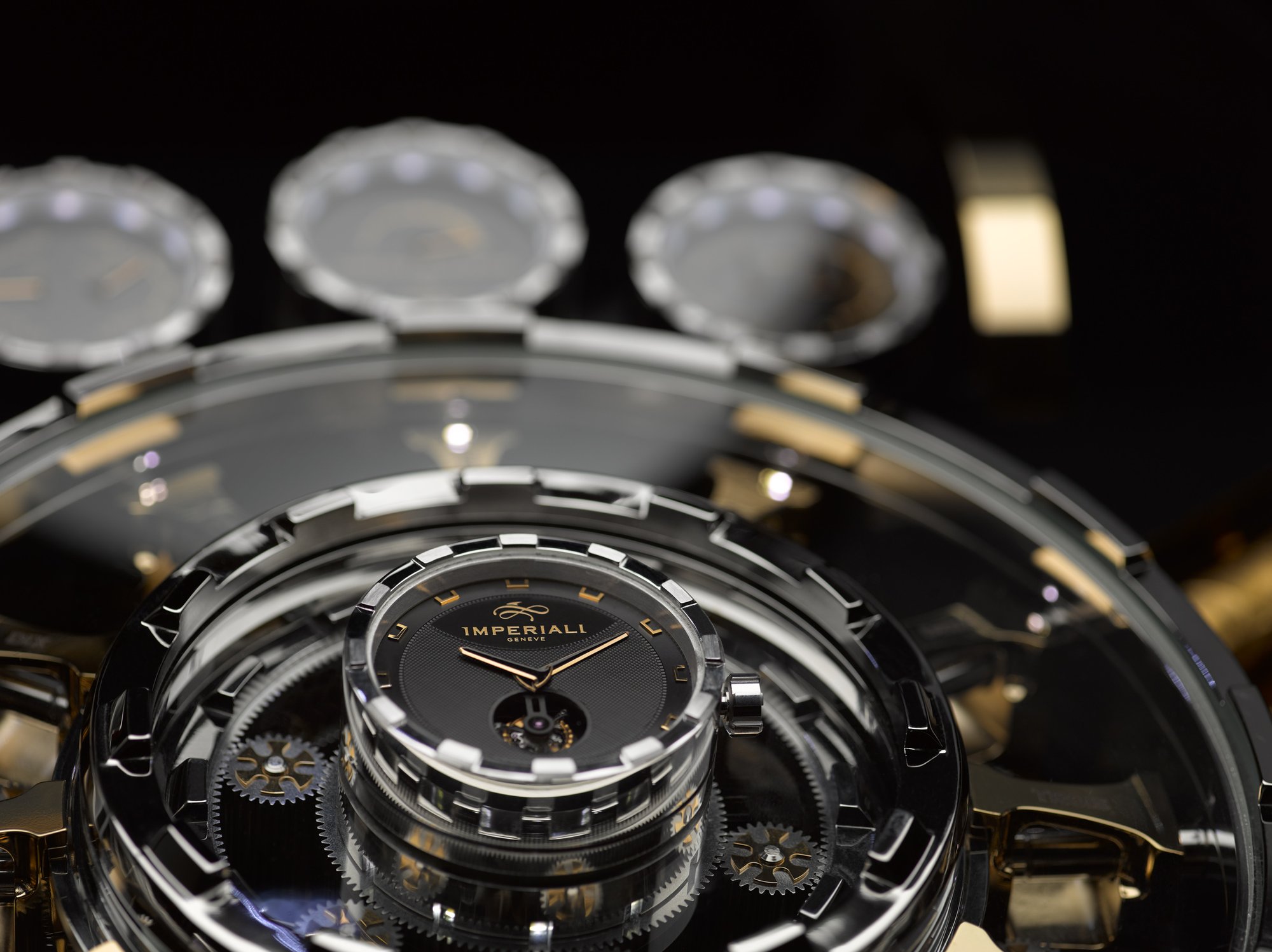 Tourbillon volant en fonctionnement, cage visible sans pont superieur